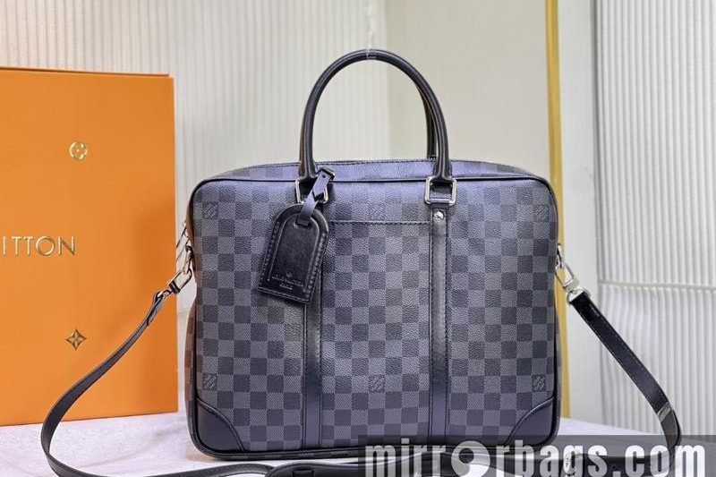 1:1 Louis Vuitton Bags Voyage M46457-40445-40444 36.5×27.5x6cm ss