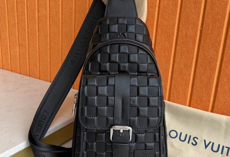 1:1 Louis Vuitton Bags 2052A 30X17X5.5cm WP