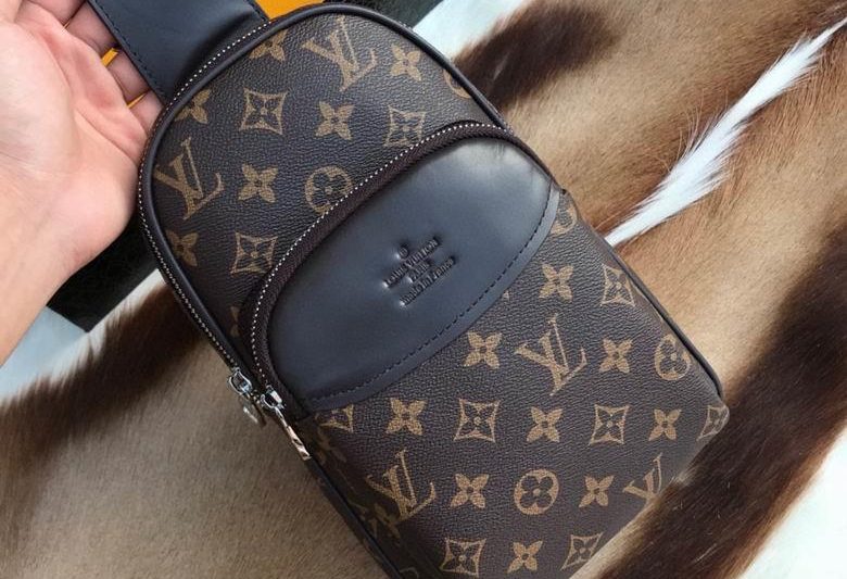 1:1 Louis Vuitton Bags 819 28X20X6cm XM 2colour