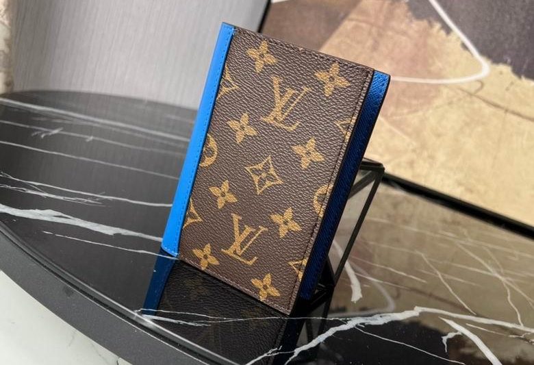 1:1 Louis Vuitton Bags M82867 10X14X2.5cm YG 6