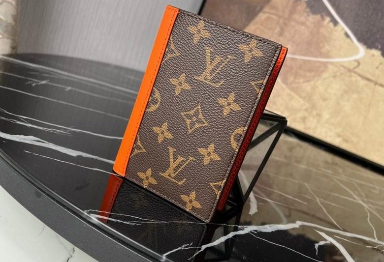 1:1 Louis Vuitton Bags M82867 10X14X2.5cm YG 5