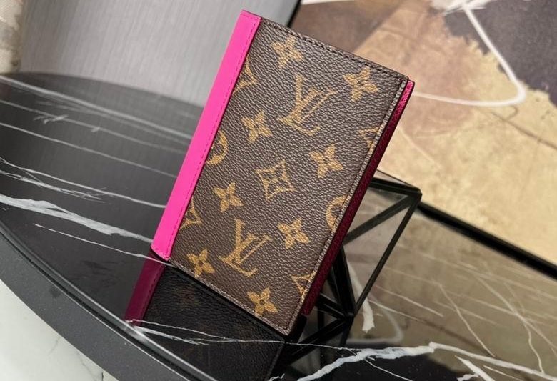 1:1 Louis Vuitton Bags M82867 10X14X2.5cm YG 4