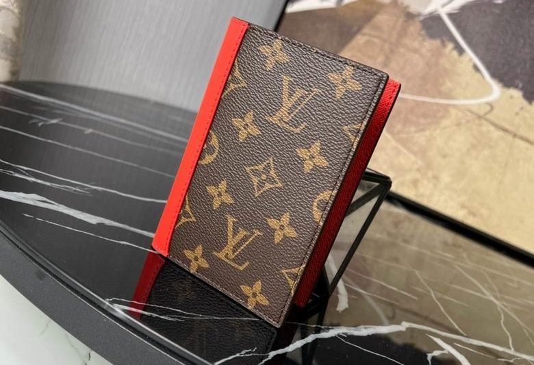 1:1 Louis Vuitton Bags M82867 10X14X2.5cm YG 3