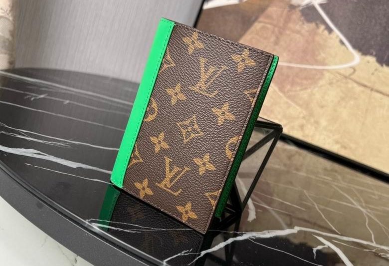 1:1 Louis Vuitton Bags M82867 10X14X2.5cm YG 2
