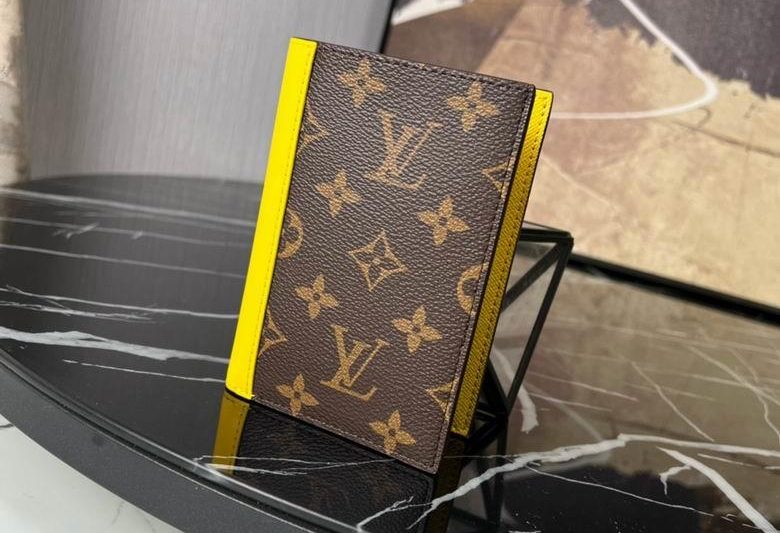1:1 Louis Vuitton Bags M82867 10X14X2.5cm YG 1
