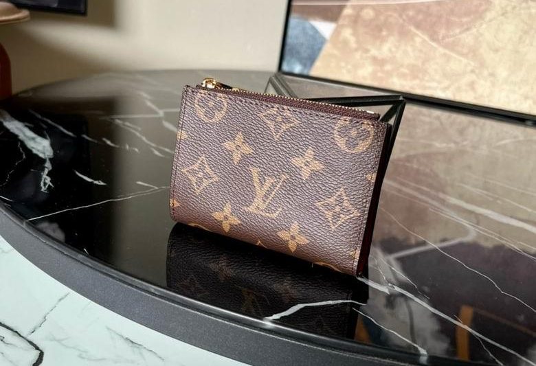 1:1 Louis Vuitton Bags M82415 9X11.5X1.5cm YG 4