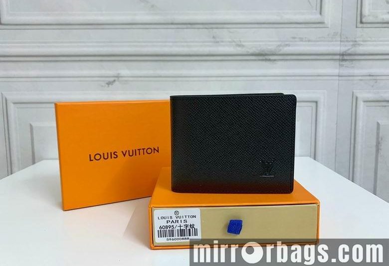 1:1 Louis Vuitton Bags 11X9cm 042221 YG 5