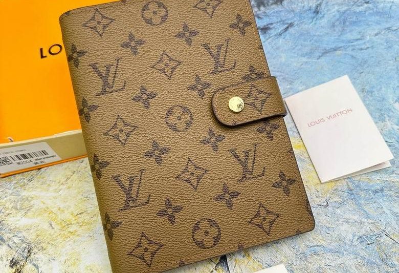 1:1 Louis Vuitton Bags M20004 14X18cm ZC 7