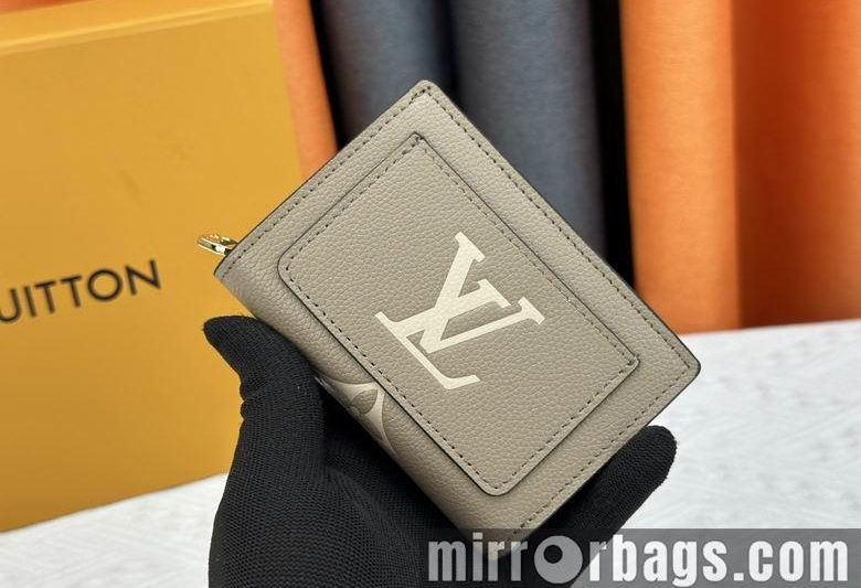 1:1 Louis Vuitton Bags M80152 12X9X3.5cm XM 7