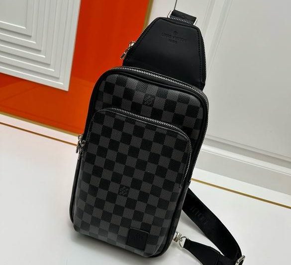 1:1 Louis Vuitton Bags N45303 20X31X7cm XMY 7