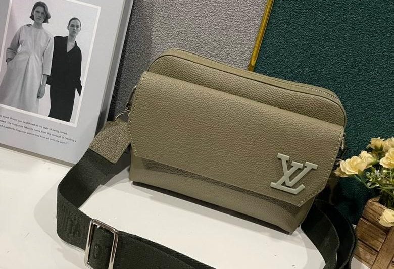 1:1 Louis Vuitton Bags M22482 23.5X18X7cm XM 3
