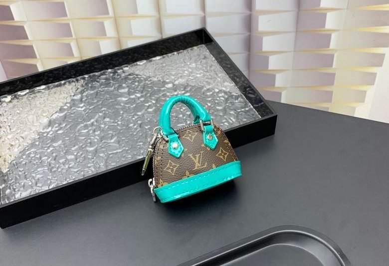 1:1 Louis Vuitton Bags M01706 6.5X9X4.5cm DN 8