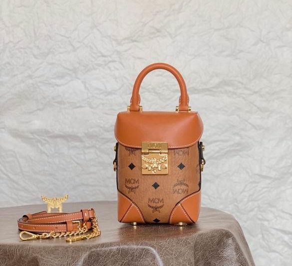 MCM Replica Bags L013 18X8X13cm JY