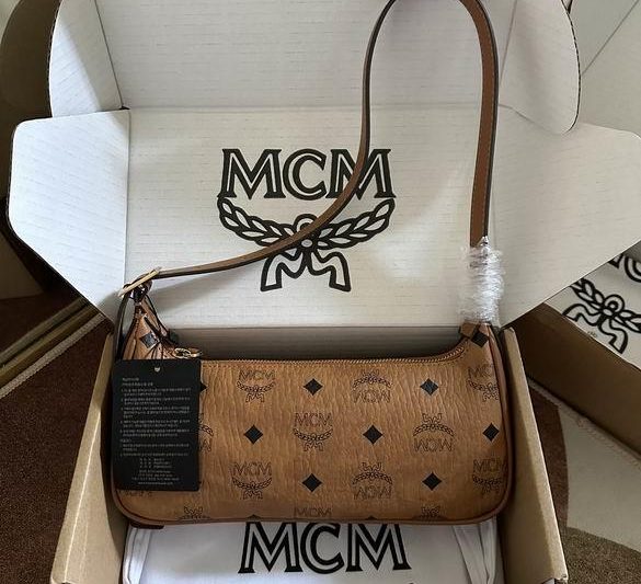 MCM Replica Bags 26.5X13.5X6.5cm 073005 EY 2colour