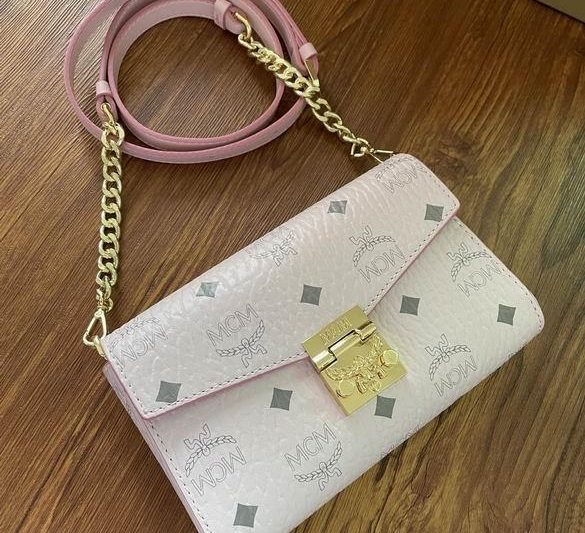 MCM Replica Bags 20534 trumpet DY 3