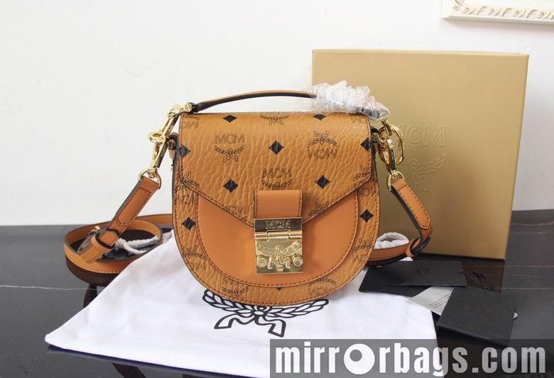 MCM Replica Bags 10219 18x18x7cm DY 2