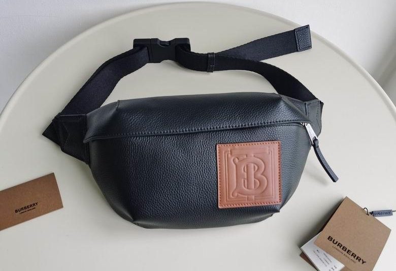 Burberry Replica Bags 80118661 31x16x7cm HQ