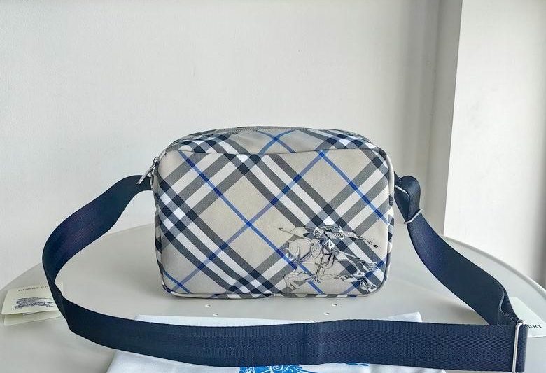 Burberry Replica Bags 25X12X18cm 071010 IQ 2colour