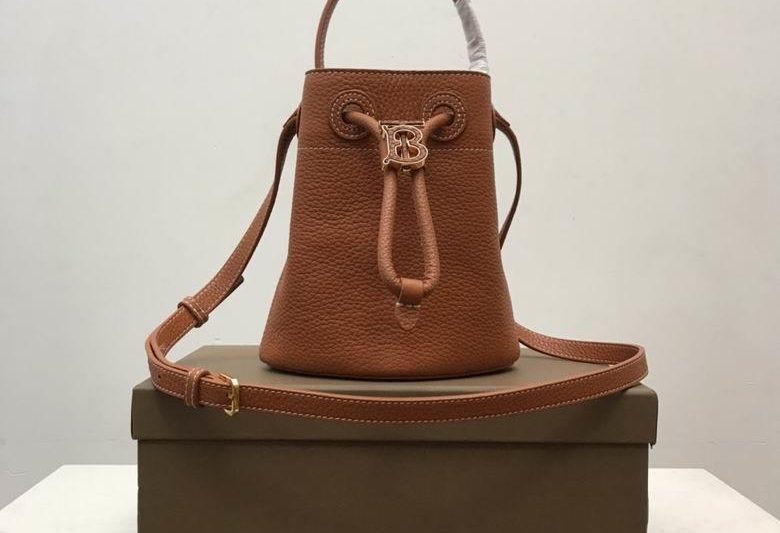 Burberry Replica Bags 80661831 16.5X11X18.5cm IQ 2colour