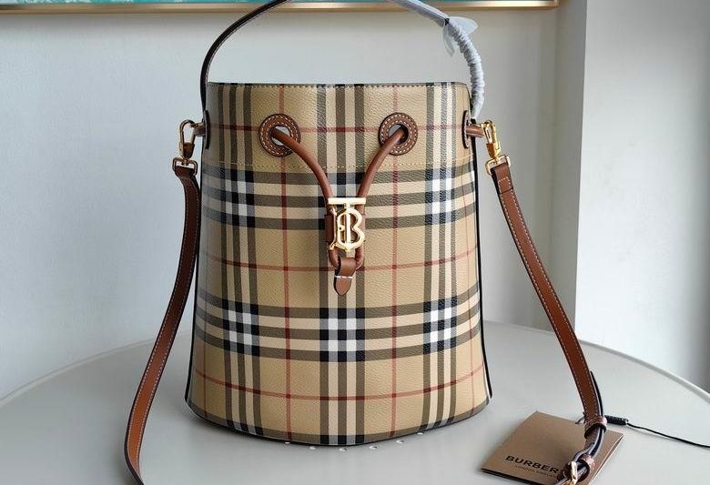 Burberry Replica Bags 16X26X26cm 081306  IQ