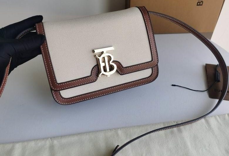 Burberry Replica Bags 21X10X15cm 040105 IQ