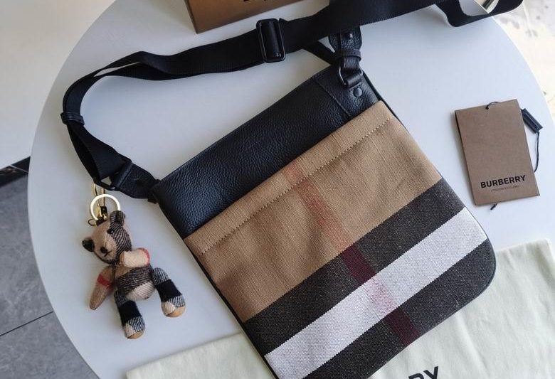 Burberry Replica Bags Burberry 28x30cm  HQ
