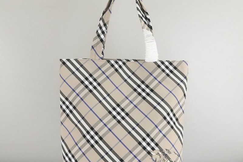 Burberry Replica Bags 81977161 33X12.5X65cm IQ 3colour