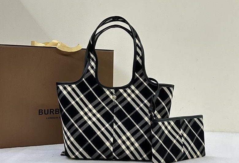 Burberry Replica Bags 41X24X26cm 081904 IQ