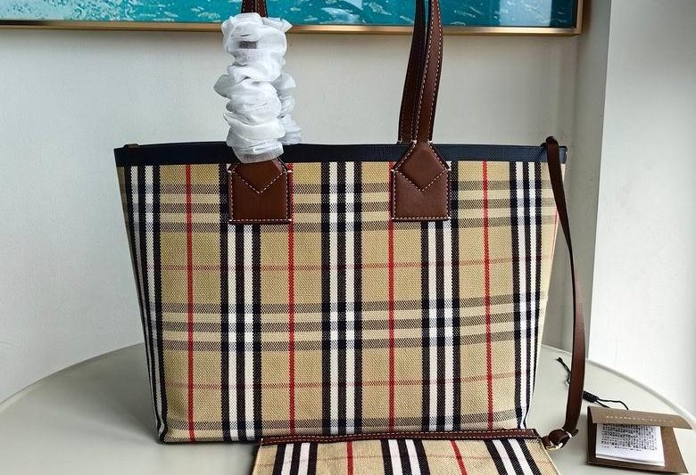 Burberry Replica Bags 35X11X27cm 051807 IQ  2colour