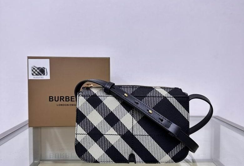 Burberry Replica Bags 37815 20X6.5X15.5cm IQ