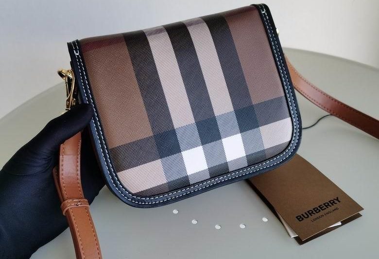 Burberry Replica Bags 19X6X16cm 032601 IQ