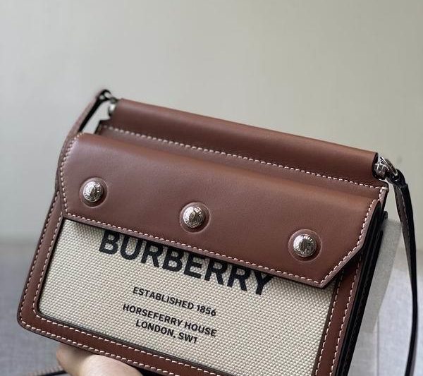 Burberry Replica Bags 6111 19.5×15 yz 01