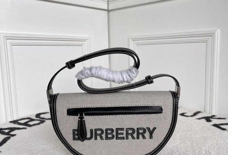 Burberry Replica Bags BO21122319 26X5.5X15