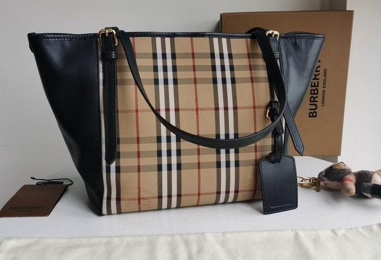 Burberry Replica Bags 26X17X18cm 091011 IQ 2colour