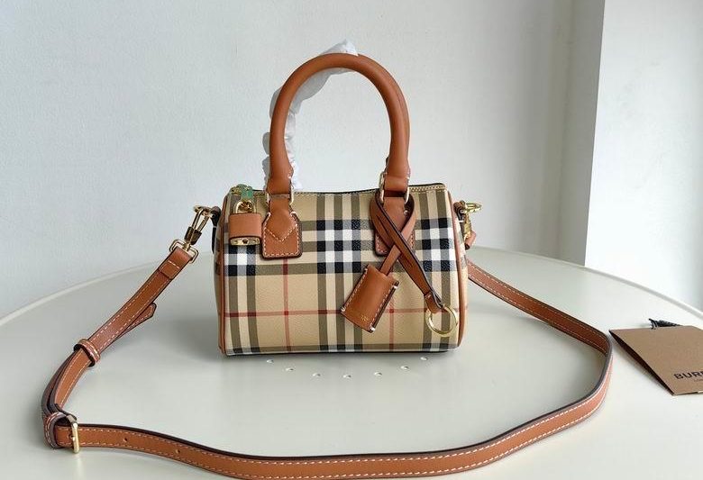 Burberry Replica Bags 18.5X11X12cm 070603 IQ