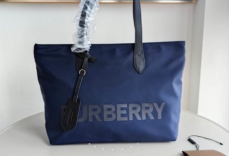 Burberry Replica Bags 30X24X11cm 051202 IQ 2colour
