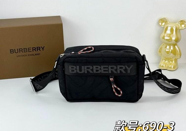 Burberry Replica Bags 690-3 22cm XMY 3colour