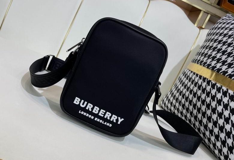 Burberry Replica Bags 8002 20X15X5.5cm WP