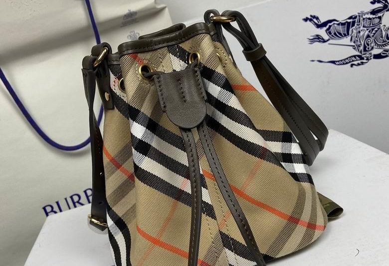 Burberry Replica Bags 17.5X10.5X20cm 100919 DN 2colour