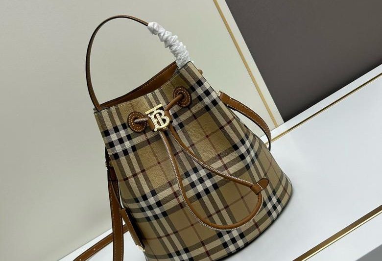 Burberry Replica Bags Bur 8055 16x26x26cm ww1