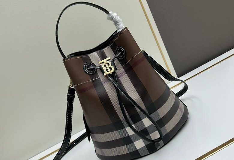 Burberry Replica Bags Bur 8055 16x26x26cm ww