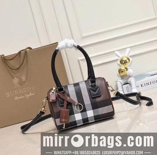 Burberry Replica Bags Burberry 8372 18.5x11x12cm ww