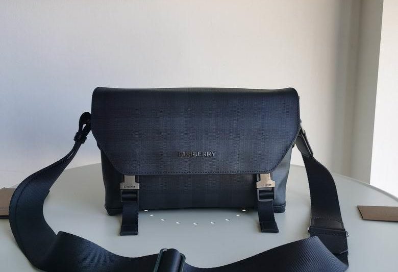 Burberry Replica Bags 80528991 29×8.5×17.5cm HQ 3
