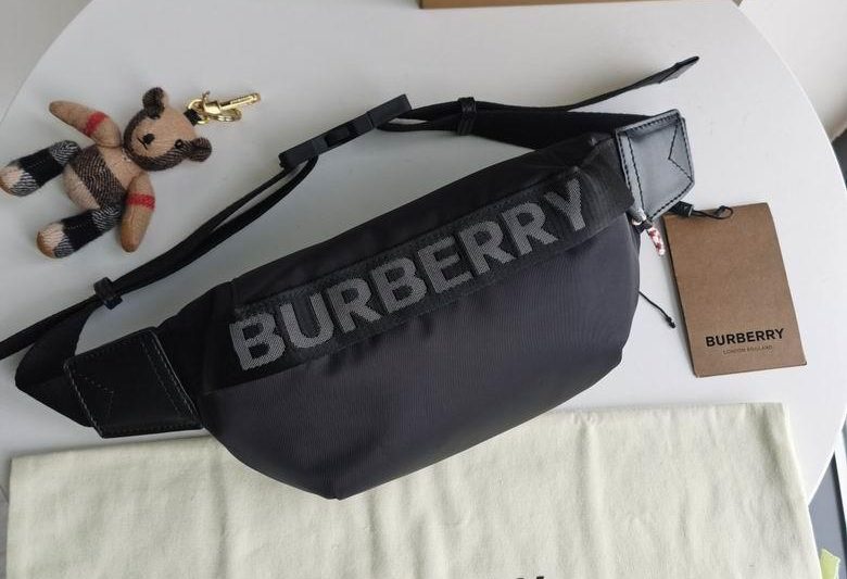 Burberry Replica Bags 3071 31×7.5x16cm HQ 1