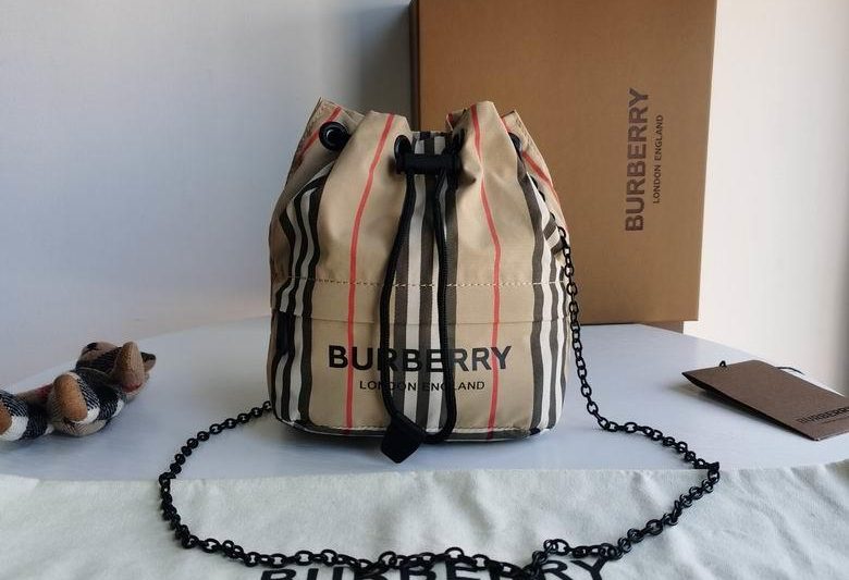 Burberry Replica Bags Burberry 16x20x10cm HQ 1