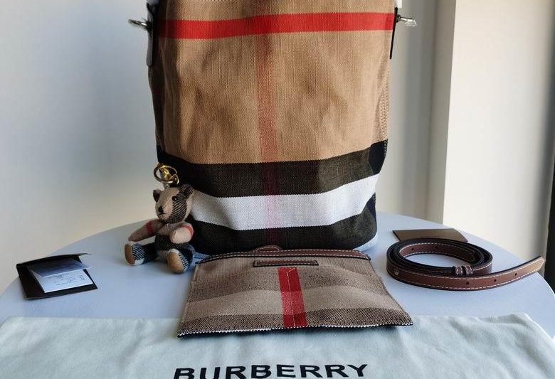 Burberry Replica Bags 50432 25x34x19cm HQ 2