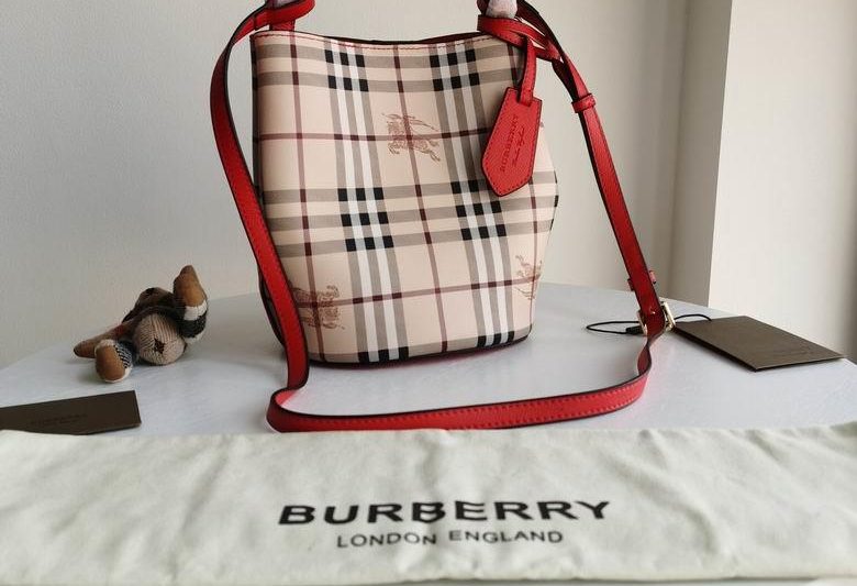 Burberry Replica Bags 1531 18.5X23X15cm XM 2