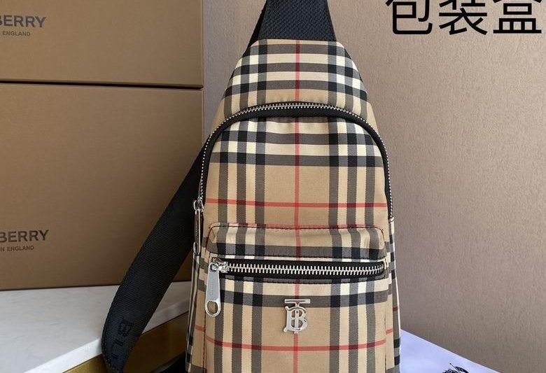 Burberry Replica Bags 1048 30X17X5cm wp