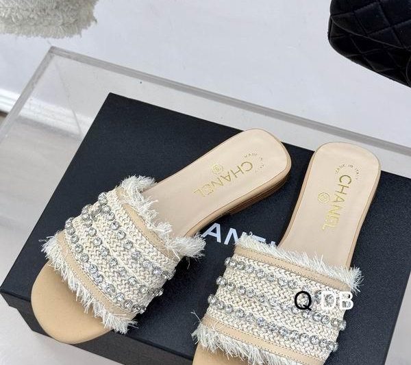 Replica Chanel Shoes size 35-40 DB0313
