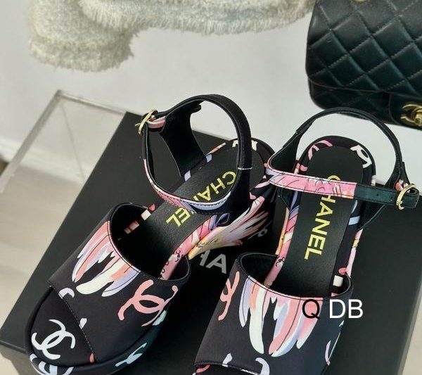 Replica Chanel Shoes size 35-39 DB0703
